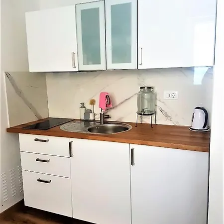 Apartma Soncek *